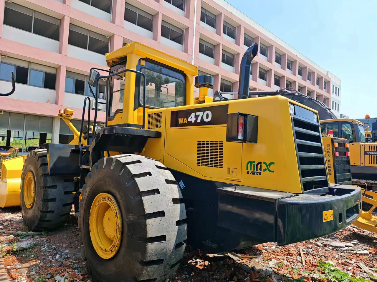 KOMATSU WA470-3 - Riteņu iekrāvējs: foto 3 KOMATSU WA470-3 - Riteņu iekrāvējs: foto 3