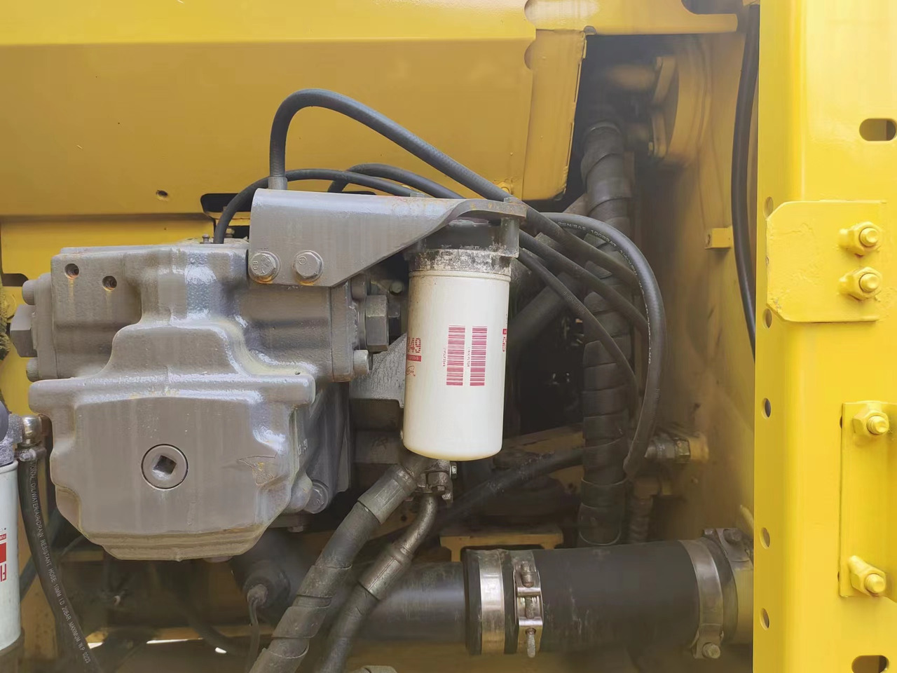 Kāpurķēžu ekskavators KOMATSU pc200-8 pc200 Japan made: foto 7