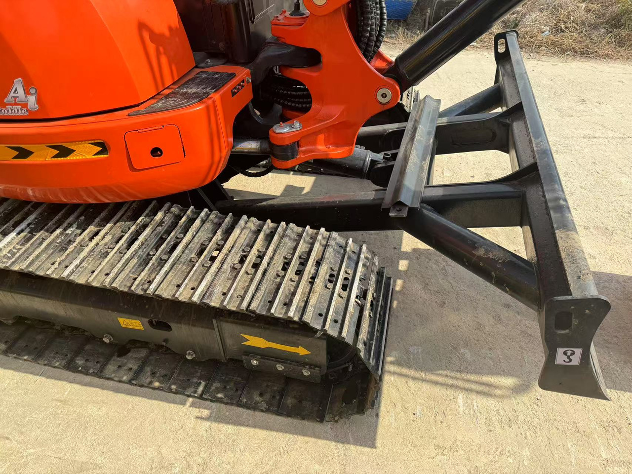 KUBOTA U55-4 - Mini-ekskavators: foto 5 KUBOTA U55-4 - Mini-ekskavators: foto 5