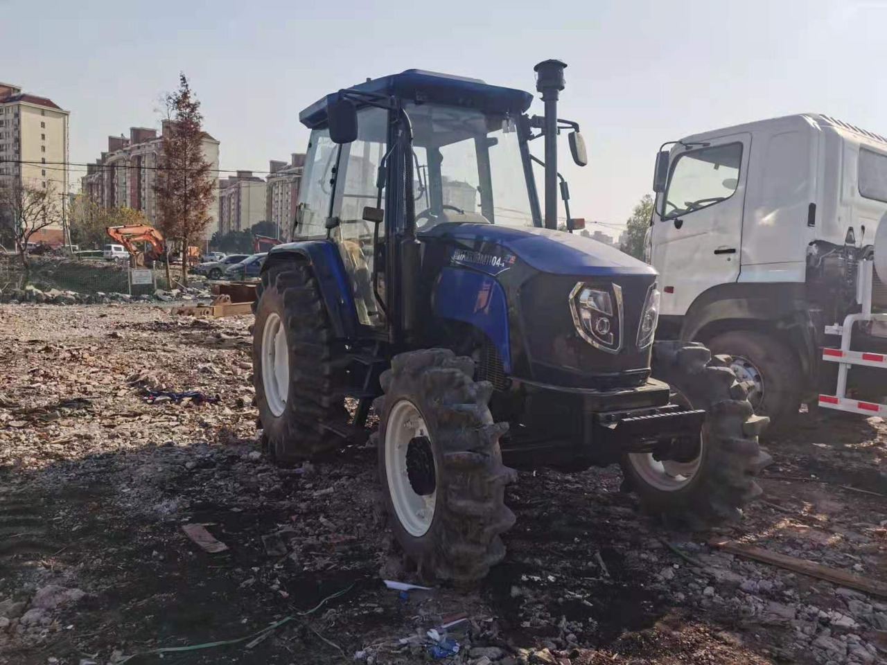 LOVOL M1104 - Traktors: foto 3 LOVOL M1104 - Traktors: foto 3