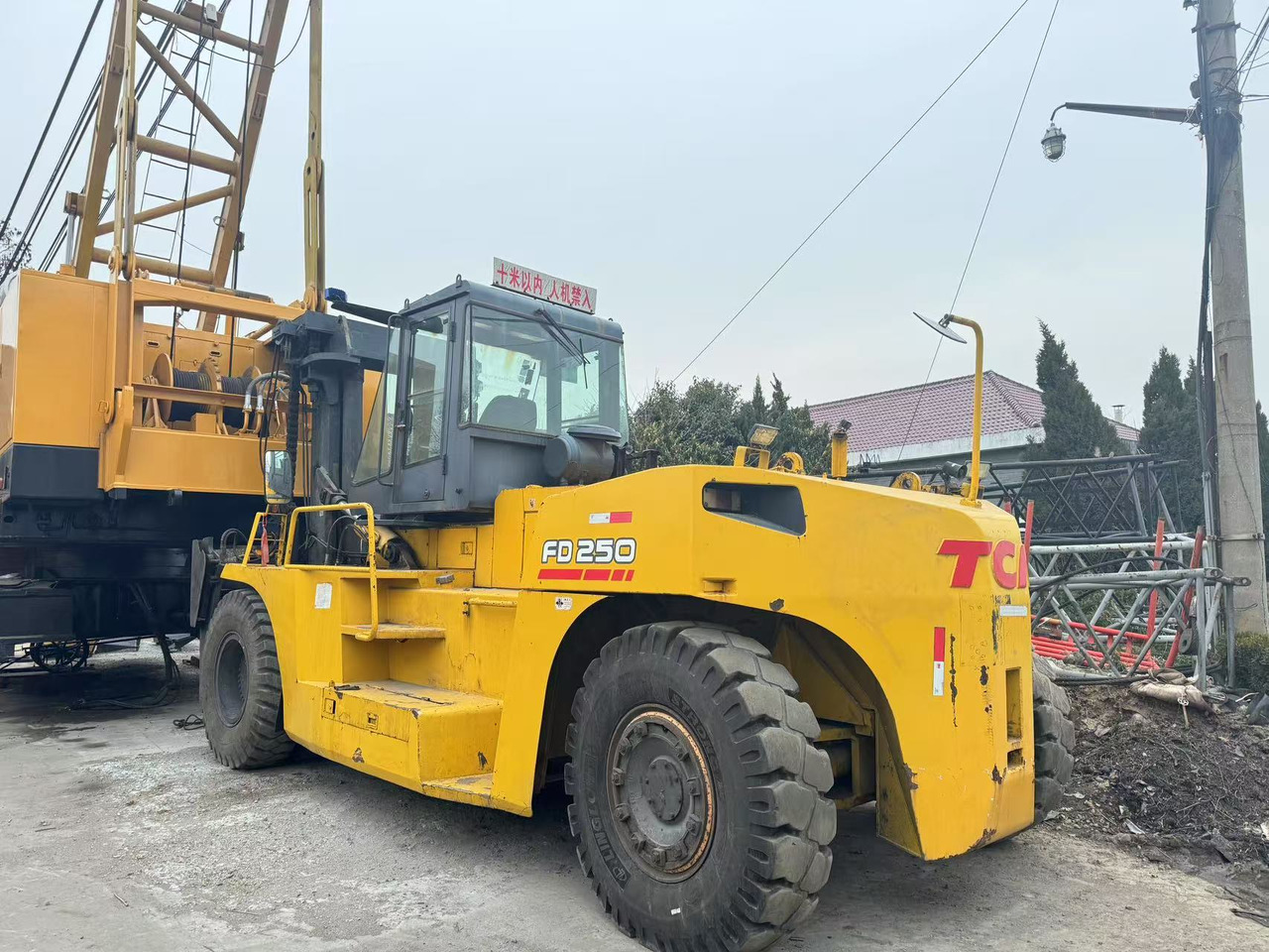 TCM FD250 - Dīzeļiekrāvējs: foto 2 TCM FD250 - Dīzeļiekrāvējs: foto 2