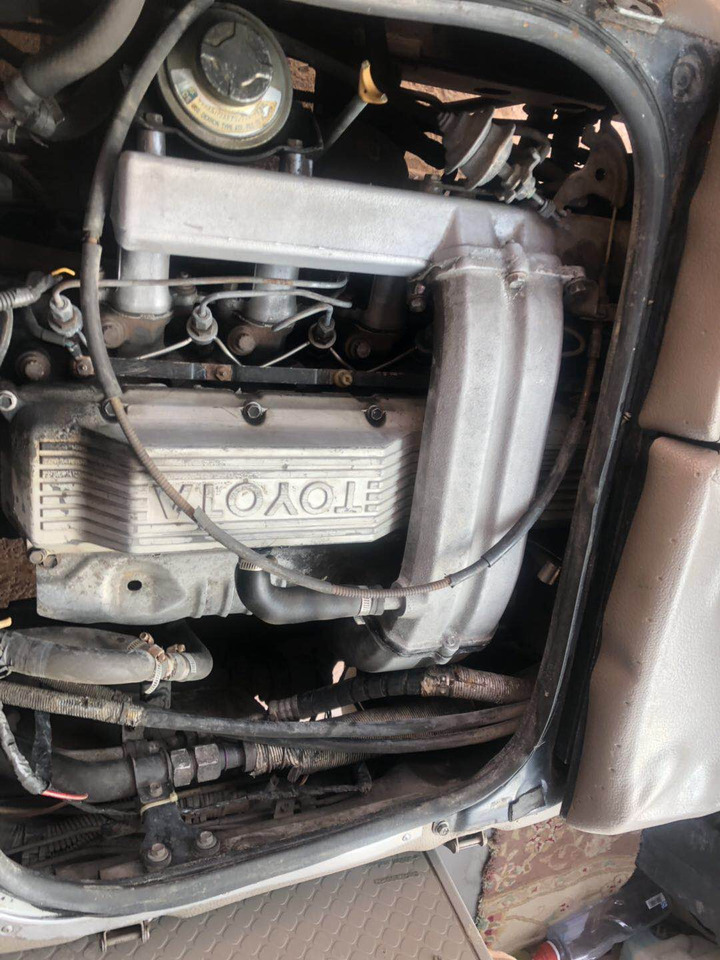 TOYOTA 1HZ DIESEL - Dzinējs - Piepilsētas autobuss: foto 2 TOYOTA 1HZ DIESEL - Dzinējs - Piepilsētas autobuss: foto 2