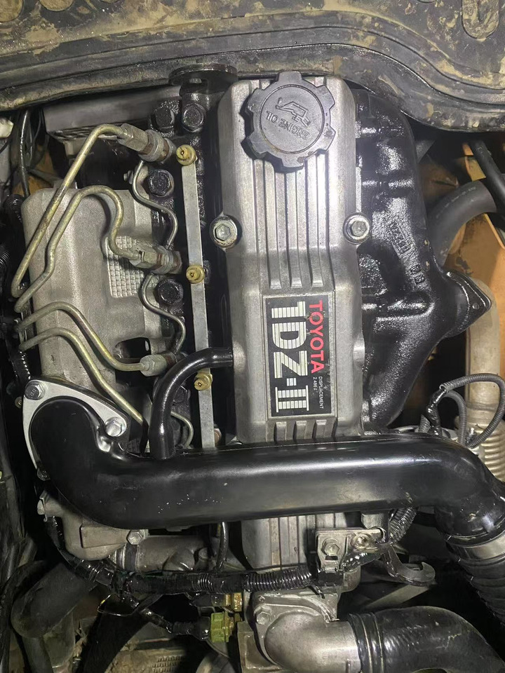 TOYOTA FD30 - Dīzeļiekrāvējs: foto 4 TOYOTA FD30 - Dīzeļiekrāvējs: foto 4