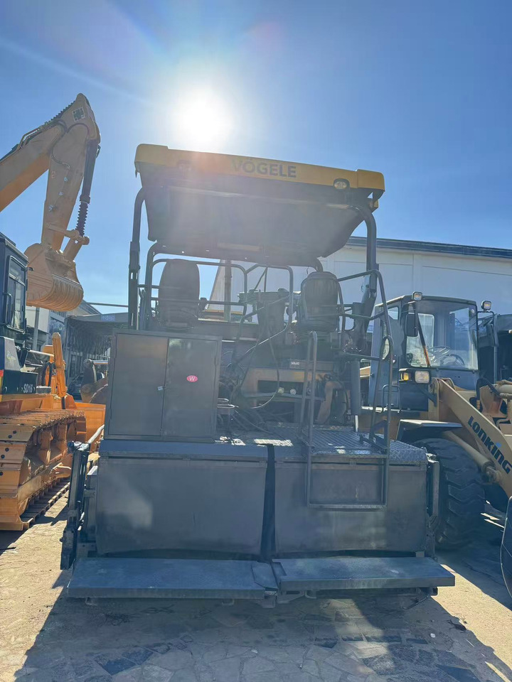 VOGELE 1800-3L - Asfalta klājējs: foto 4 VOGELE 1800-3L - Asfalta klājējs: foto 4