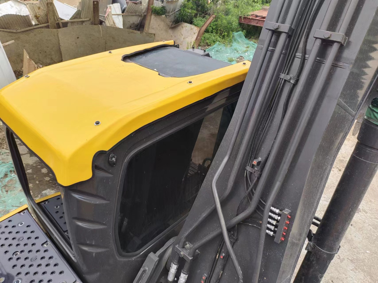 VOLVO EC240 - Kāpurķēžu ekskavators: foto 4 VOLVO EC240 - Kāpurķēžu ekskavators: foto 4