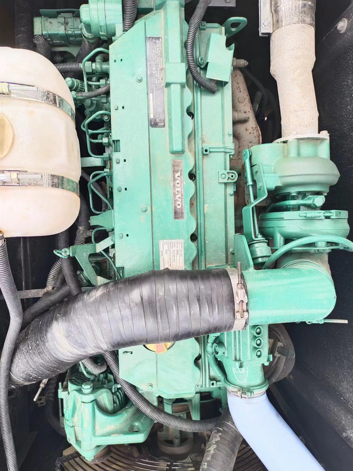 VOLVO EC240 - Kāpurķēžu ekskavators: foto 5 VOLVO EC240 - Kāpurķēžu ekskavators: foto 5