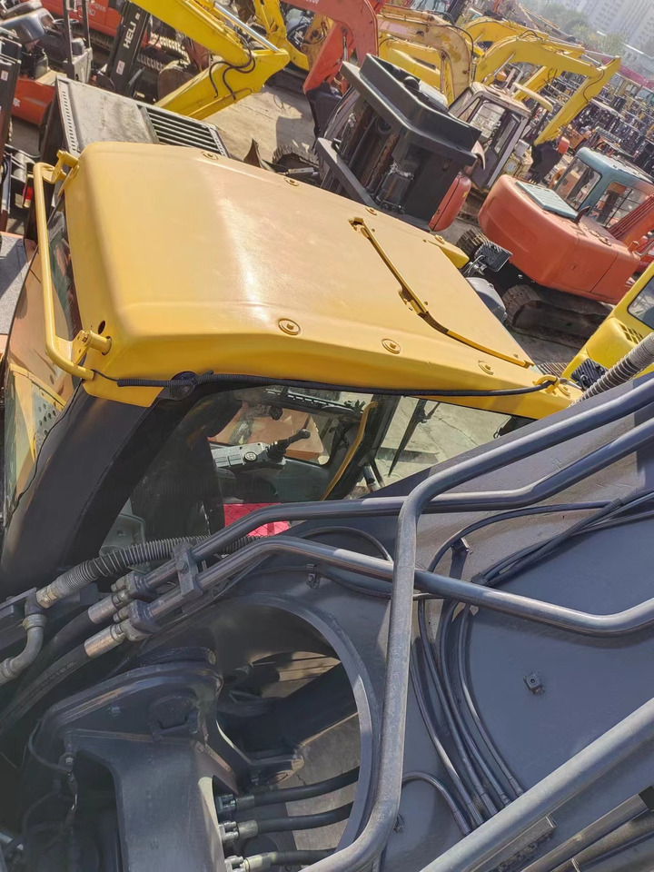 VOLVO EC460 - Kāpurķēžu ekskavators: foto 3 VOLVO EC460 - Kāpurķēžu ekskavators: foto 3