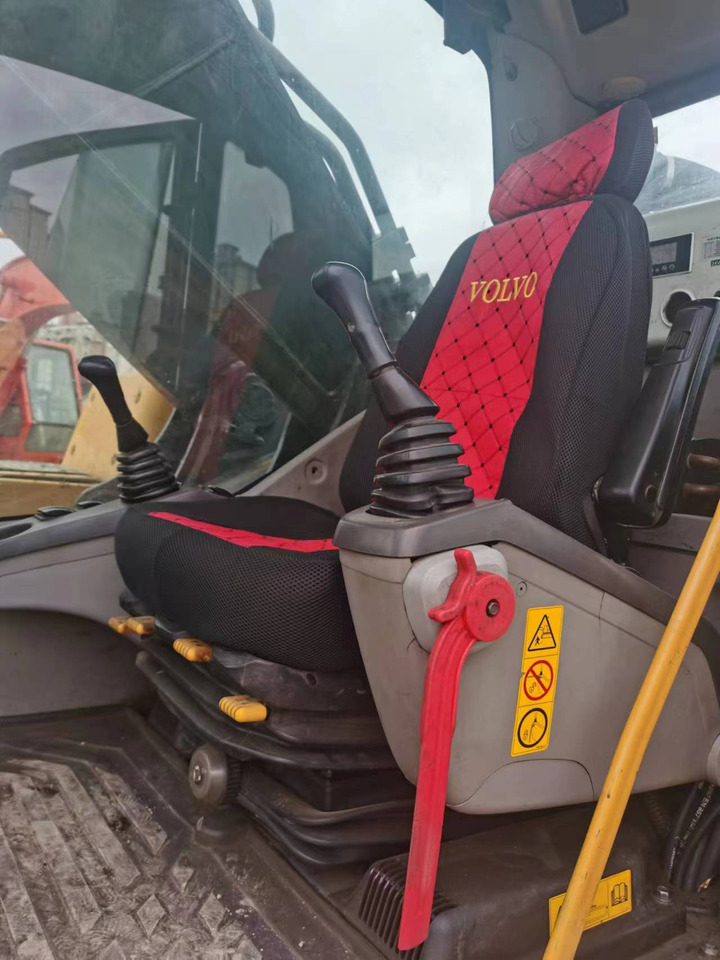 VOLVO EC480DL - Kāpurķēžu ekskavators: foto 3 VOLVO EC480DL - Kāpurķēžu ekskavators: foto 3