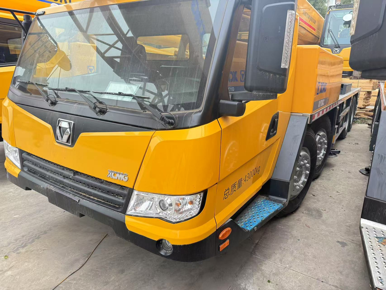 XCMG 70tons crane QY70K QY70 - Autoceltnis: foto 3 XCMG 70tons crane QY70K QY70 - Autoceltnis: foto 3