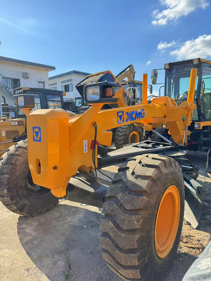 XCMG GR180 - Greiders: foto 2 XCMG GR180 - Greiders: foto 2
