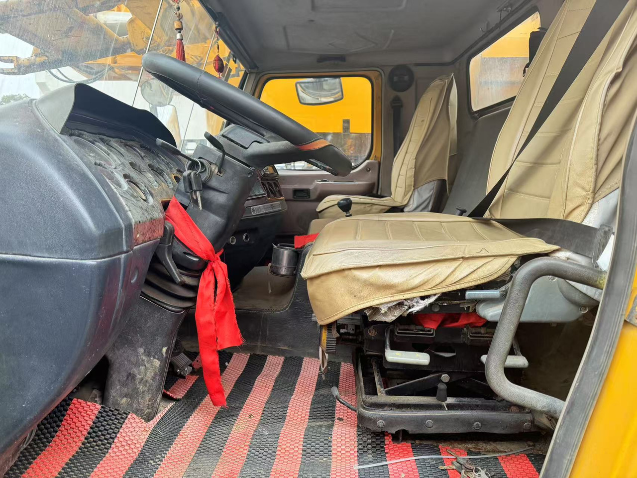 XCMG QY100K 100tons QY100K-2 - Autoceltnis: foto 5 XCMG QY100K 100tons QY100K-2 - Autoceltnis: foto 5