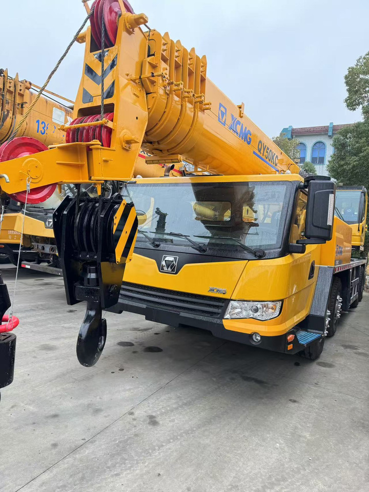 XCMG QY50KC QY50 CHINA TRUCK CRANE 50TONS - Autoceltnis: foto 1 XCMG QY50KC QY50 CHINA TRUCK CRANE 50TONS - Autoceltnis: foto 1