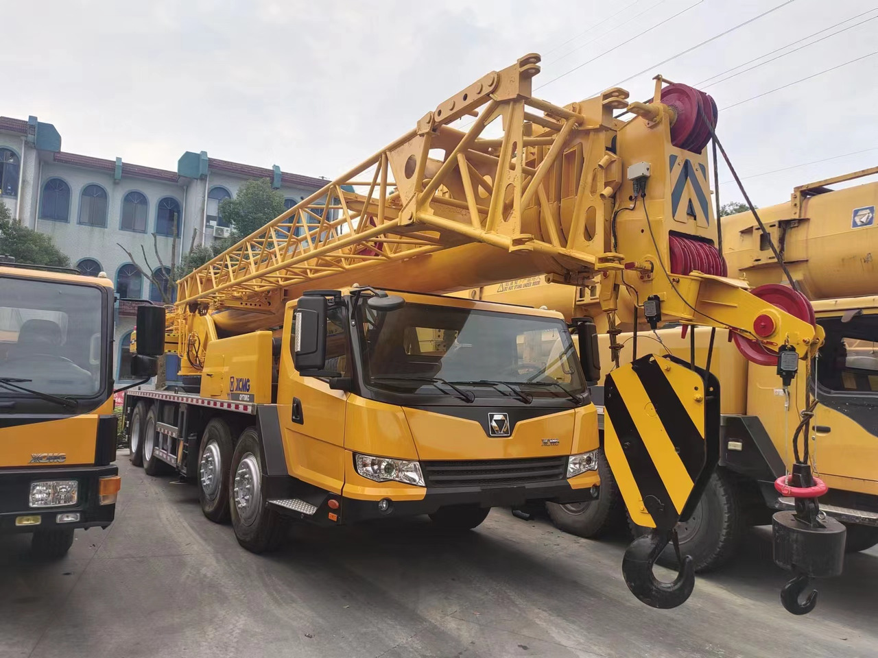 XCMG QY70KC QY70K 70tons xcmg truck crane QY50 QY100 - Autoceltnis: foto 1 XCMG QY70KC QY70K 70tons xcmg truck crane QY50 QY100 - Autoceltnis: foto 1