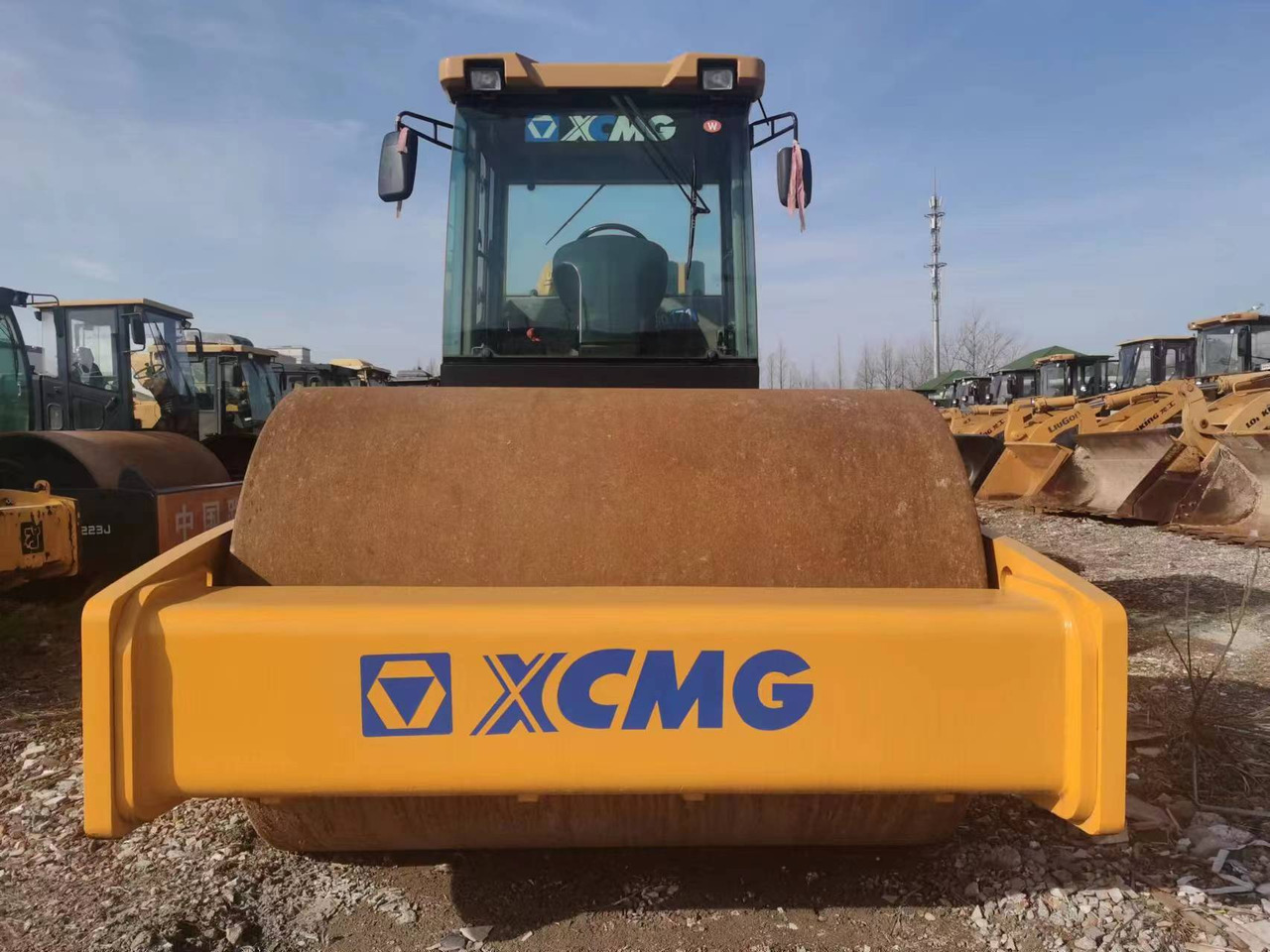 XCMG XS-263J - Vibrorullis: foto 2 XCMG XS-263J - Vibrorullis: foto 2