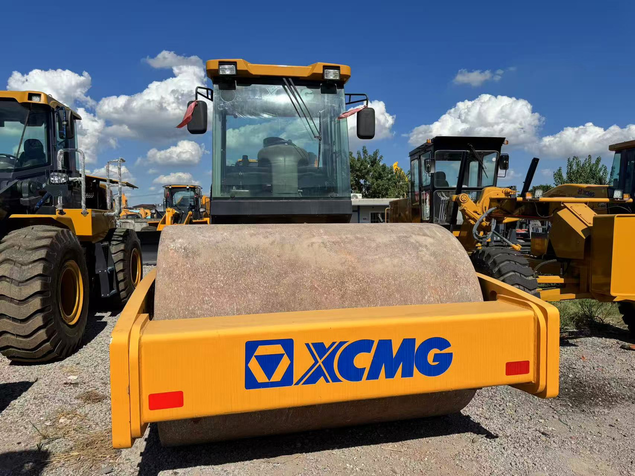 XCMG XS263J - Ceļu veltnis: foto 5 XCMG XS263J - Ceļu veltnis: foto 5