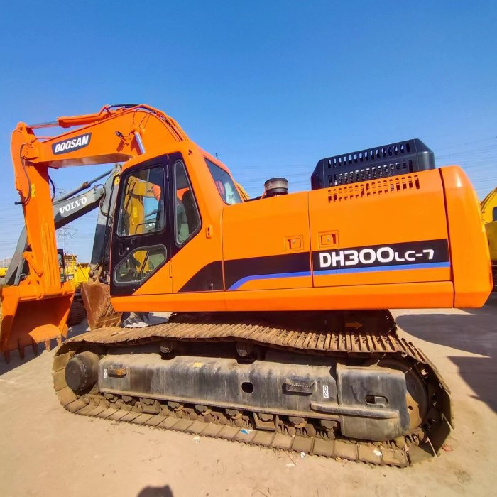 Doosan dh300lc-7 - Kāpurķēžu ekskavators: foto 1 Doosan dh300lc-7 - Kāpurķēžu ekskavators: foto 1