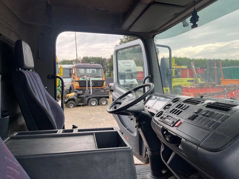 Kravas automašīna ar slēgto virsbūvi Mercedes-Benz Atego 1017 Box Truck: foto 16