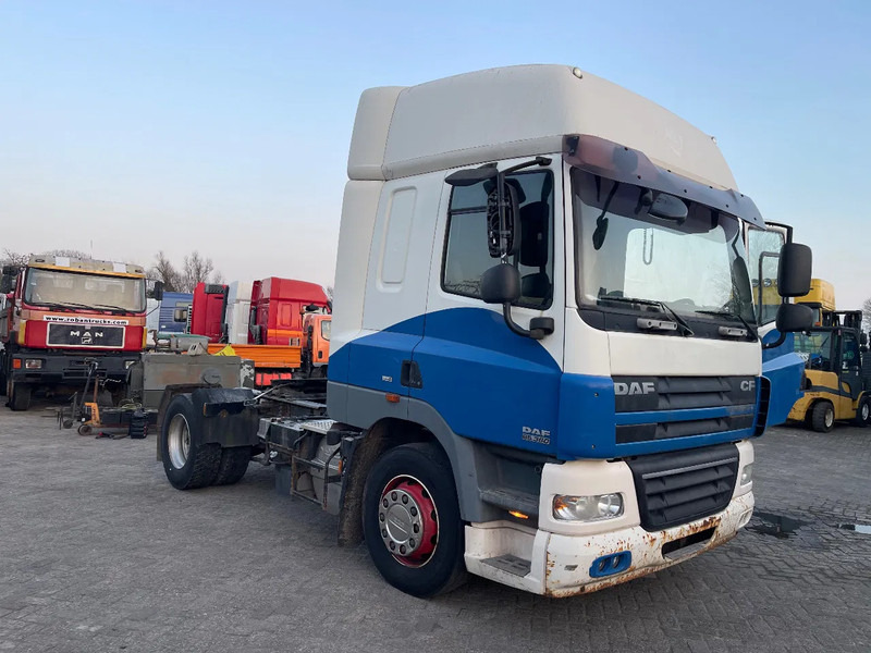 DAF CF 85 Tractor unit - Vilcējs: foto 2 DAF CF 85 Tractor unit - Vilcējs: foto 2