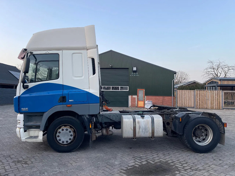DAF CF 85 Tractor unit - Vilcējs: foto 4 DAF CF 85 Tractor unit - Vilcējs: foto 4