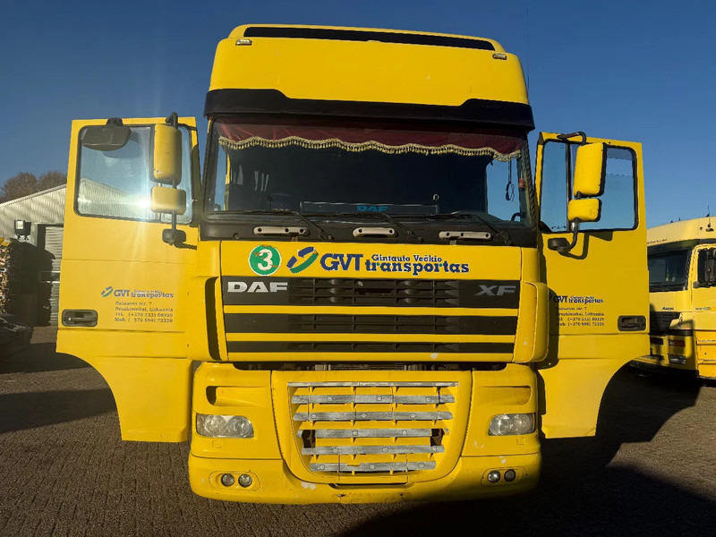 DAF XF 95.430 Tractor Unit - Vilcējs: foto 2 DAF XF 95.430 Tractor Unit - Vilcējs: foto 2