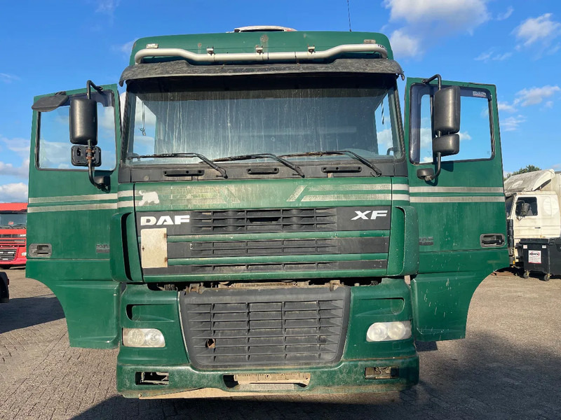 DAF XF 95.430 Tractor Unit - Vilcējs: foto 2 DAF XF 95.430 Tractor Unit - Vilcējs: foto 2