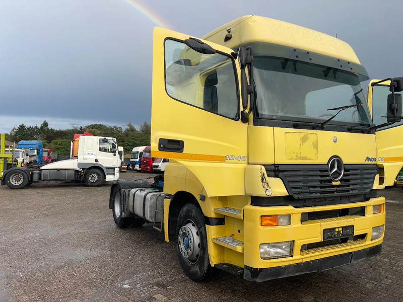 Mercedes-Benz Axor 1843 Tractor unit - Vilcējs: foto 1 Mercedes-Benz Axor 1843 Tractor unit - Vilcējs: foto 1