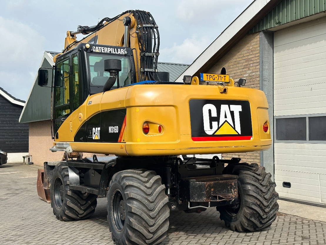 Caterpillar M316D - Riteņu ekskavators: foto 3 Caterpillar M316D - Riteņu ekskavators: foto 3