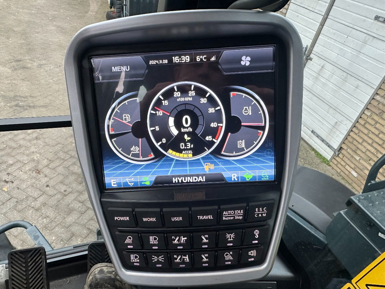 Riteņu ekskavators Hyundai HW140A: foto 12