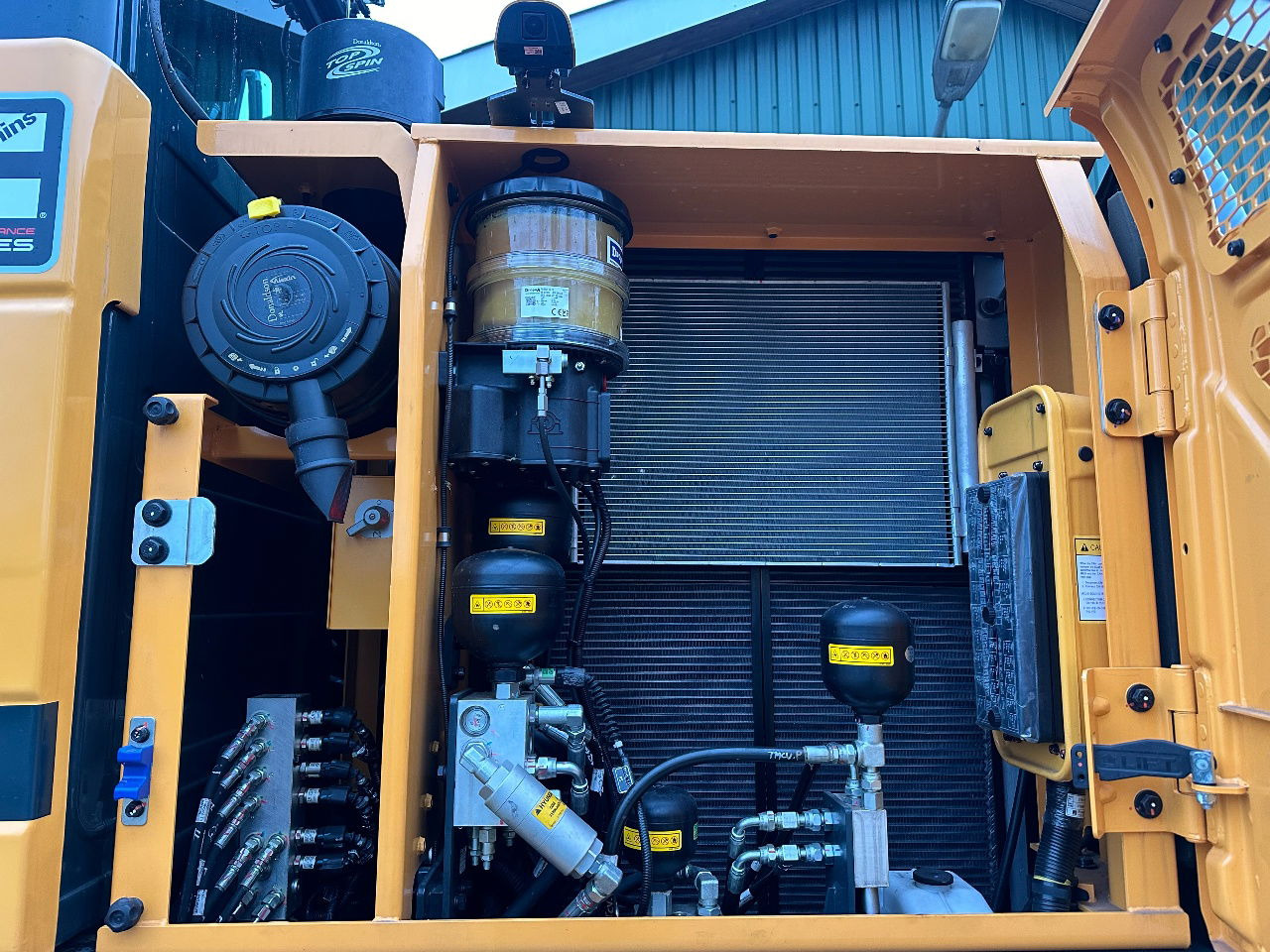 Riteņu ekskavators Hyundai HW140A: foto 14