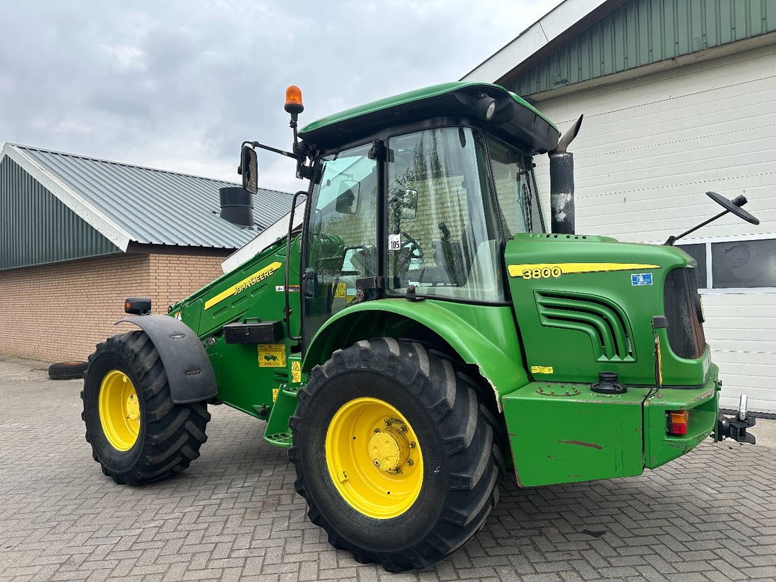 John Deere 3800 - Teleskopiskais riteņu iekrāvējs: foto 4 John Deere 3800 - Teleskopiskais riteņu iekrāvējs: foto 4