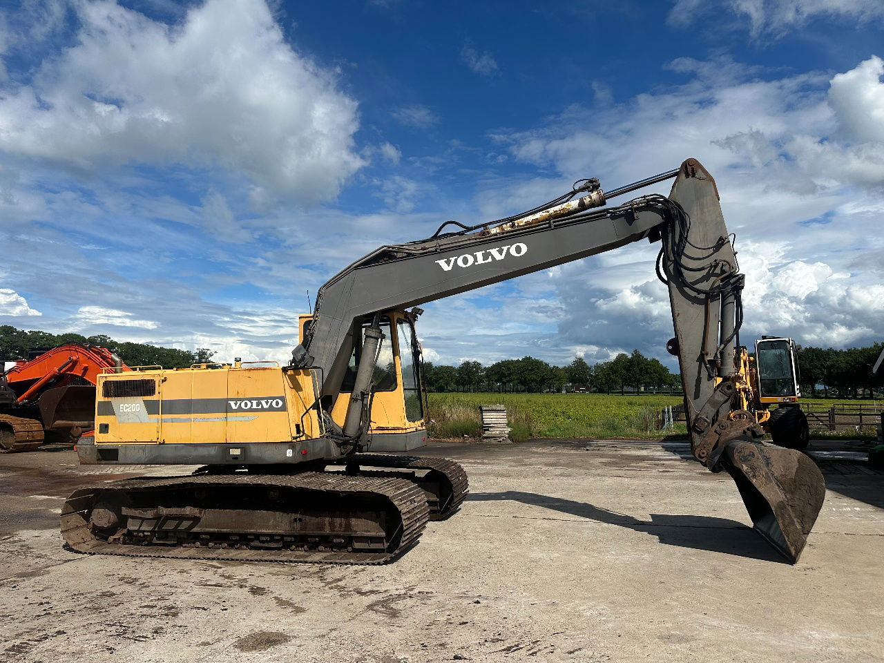 Volvo EC200 - Kāpurķēžu ekskavators: foto 4 Volvo EC200 - Kāpurķēžu ekskavators: foto 4