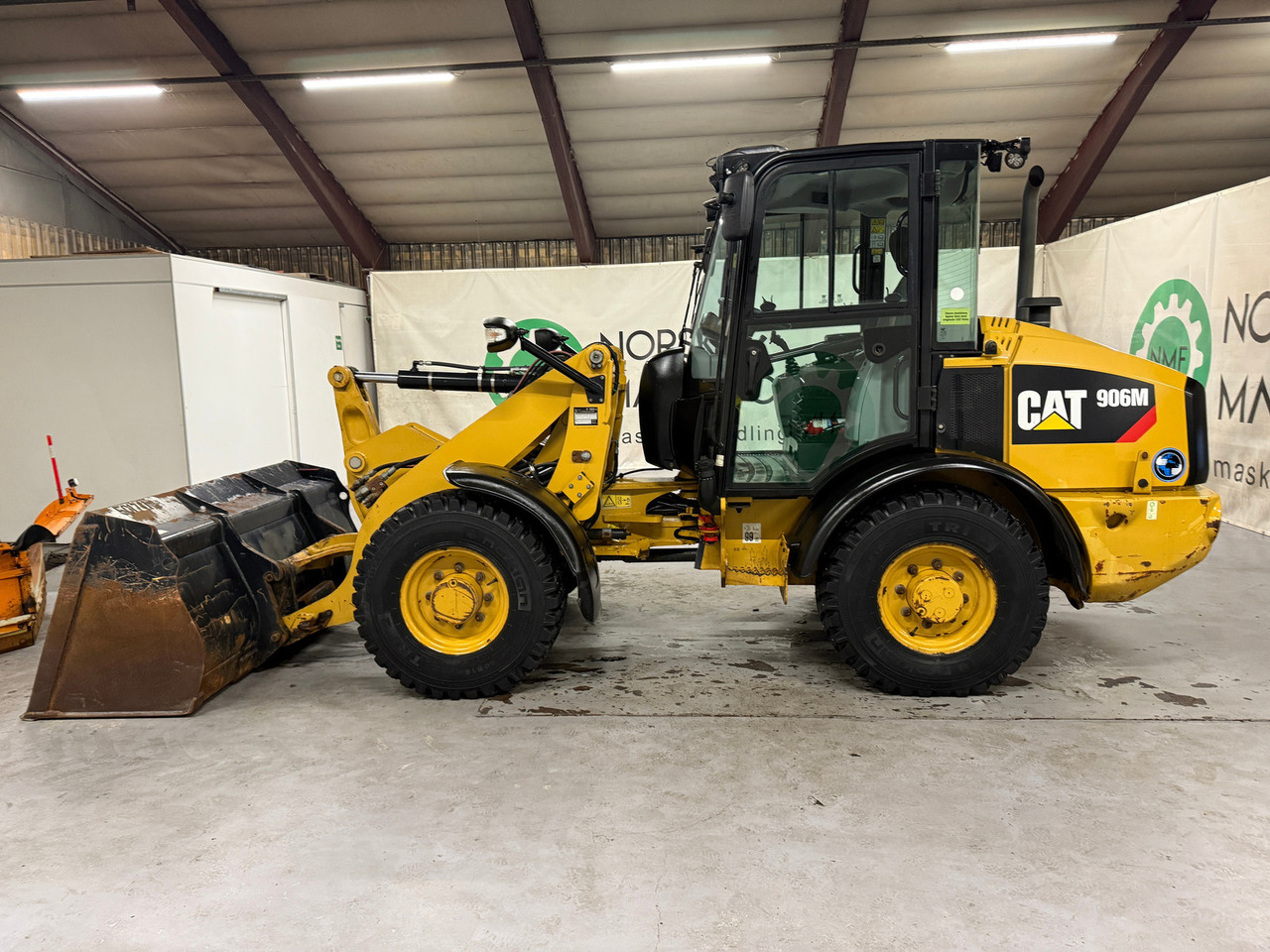 Cat 906M High Flow, 40 km/t med skuff og plog # TIL LEIE# - Riteņu iekrāvējs: foto 2 Cat 906M High Flow, 40 km/t med skuff og plog # TIL LEIE# - Riteņu iekrāvējs: foto 2