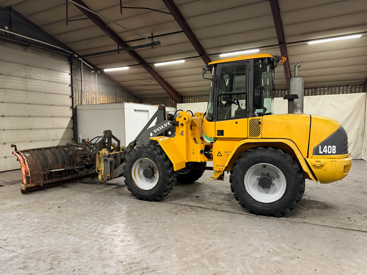 Volvo L40B-TP #Skuffe og Skjær #Kun 3458 timer - Citas iekārtas: foto 2 Volvo L40B-TP #Skuffe og Skjær #Kun 3458 timer - Citas iekārtas: foto 2