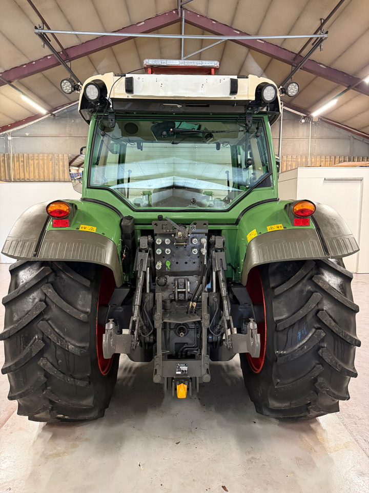 Fendt 211 Vario TMS - Traktors: foto 4 Fendt 211 Vario TMS - Traktors: foto 4