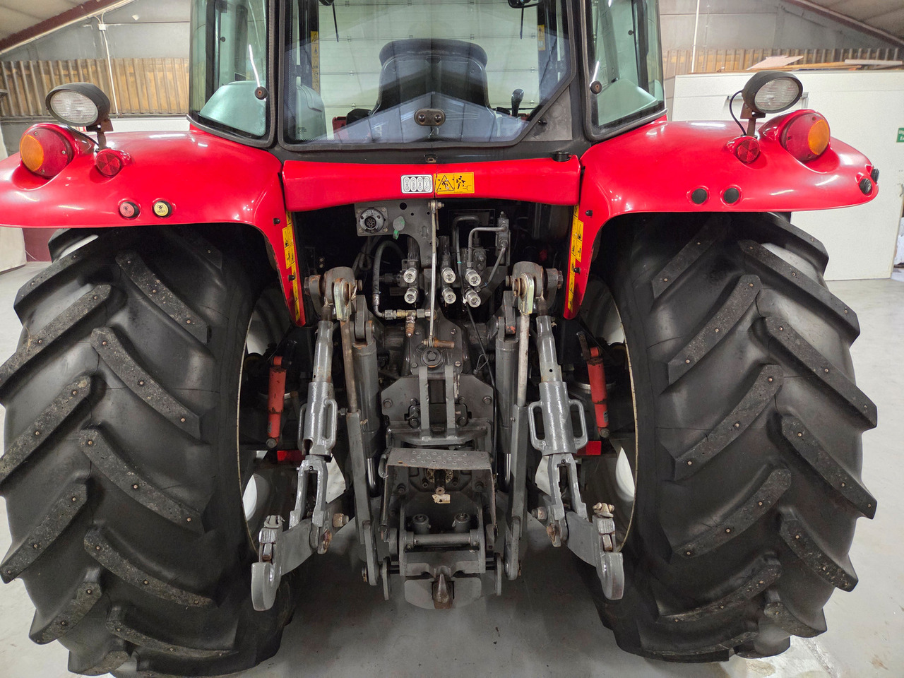 Massey Ferguson 6445 Dyna 6 #Tar innbytte - Traktors: foto 5 Massey Ferguson 6445 Dyna 6 #Tar innbytte - Traktors: foto 5
