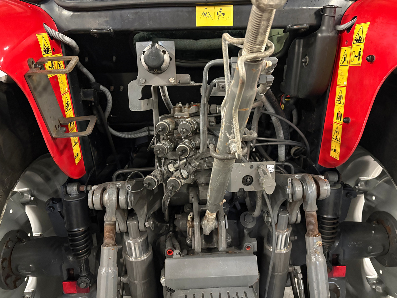 Massey Ferguson Massey Ferguson 5610 #Innbytte - Traktors: foto 5 Massey Ferguson Massey Ferguson 5610 #Innbytte - Traktors: foto 5