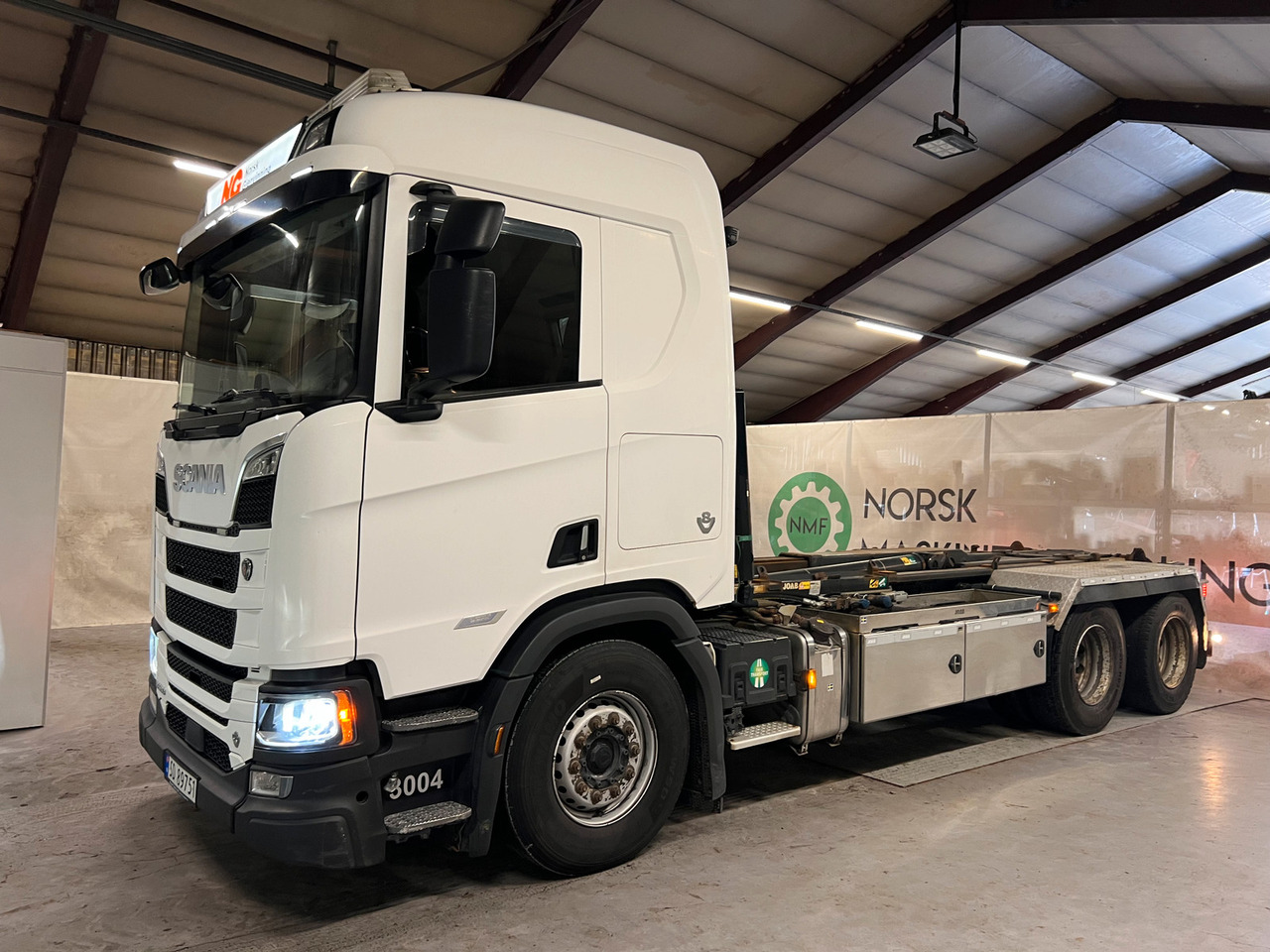 Scania R 580 med Joab krok - Pacēlājs ar āķi: foto 1 Scania R 580 med Joab krok - Pacēlājs ar āķi: foto 1
