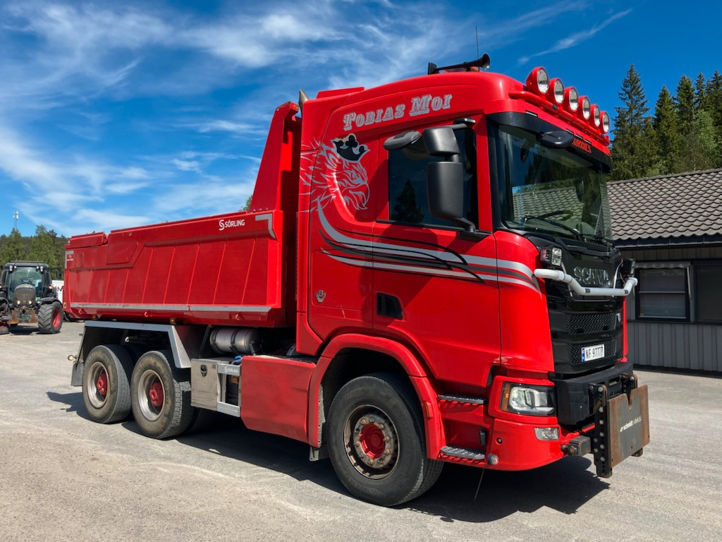 Scania R650 - Kravas automašīna pašizgāzējs: foto 2 Scania R650 - Kravas automašīna pašizgāzējs: foto 2