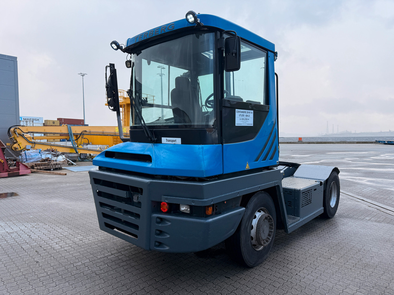 Terberg RT223 4x4 - Termināļa traktors: foto 1 Terberg RT223 4x4 - Termināļa traktors: foto 1