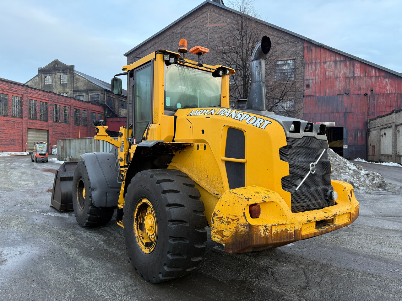 Volvo L70G - Riteņu iekrāvējs: foto 3 Volvo L70G - Riteņu iekrāvējs: foto 3