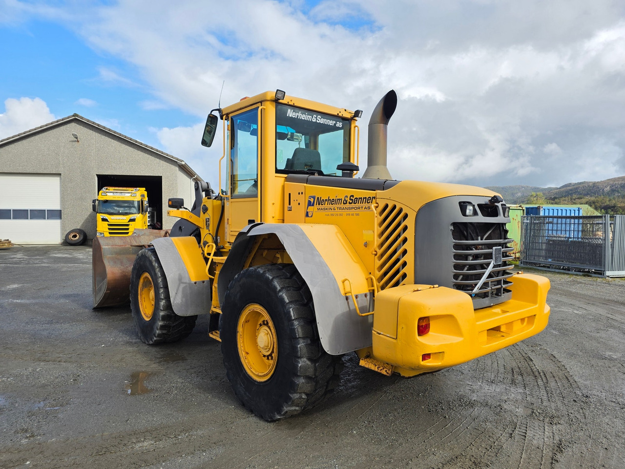 Volvo L90E - Riteņu iekrāvējs: foto 4 Volvo L90E - Riteņu iekrāvējs: foto 4