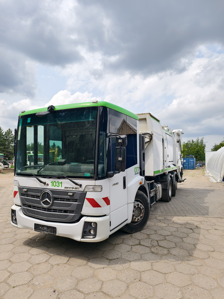 Mercedes Econic - Atkritumu vedējs: foto 1 Mercedes Econic - Atkritumu vedējs: foto 1