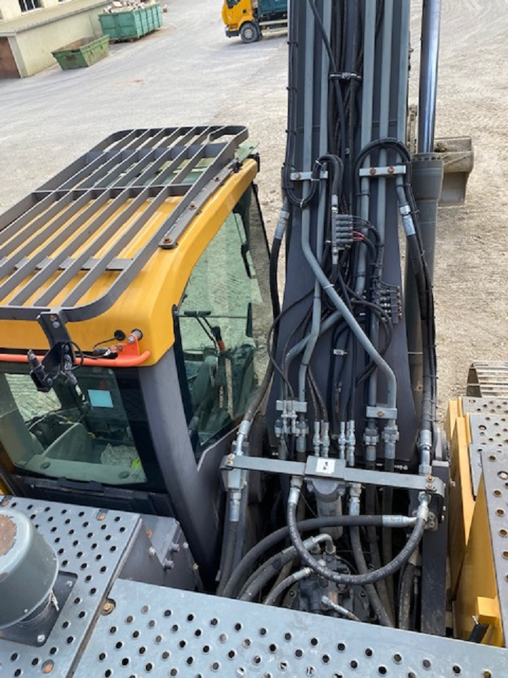VOLVO EC250EL - Demontāžas ekskavators: foto 4 VOLVO EC250EL - Demontāžas ekskavators: foto 4