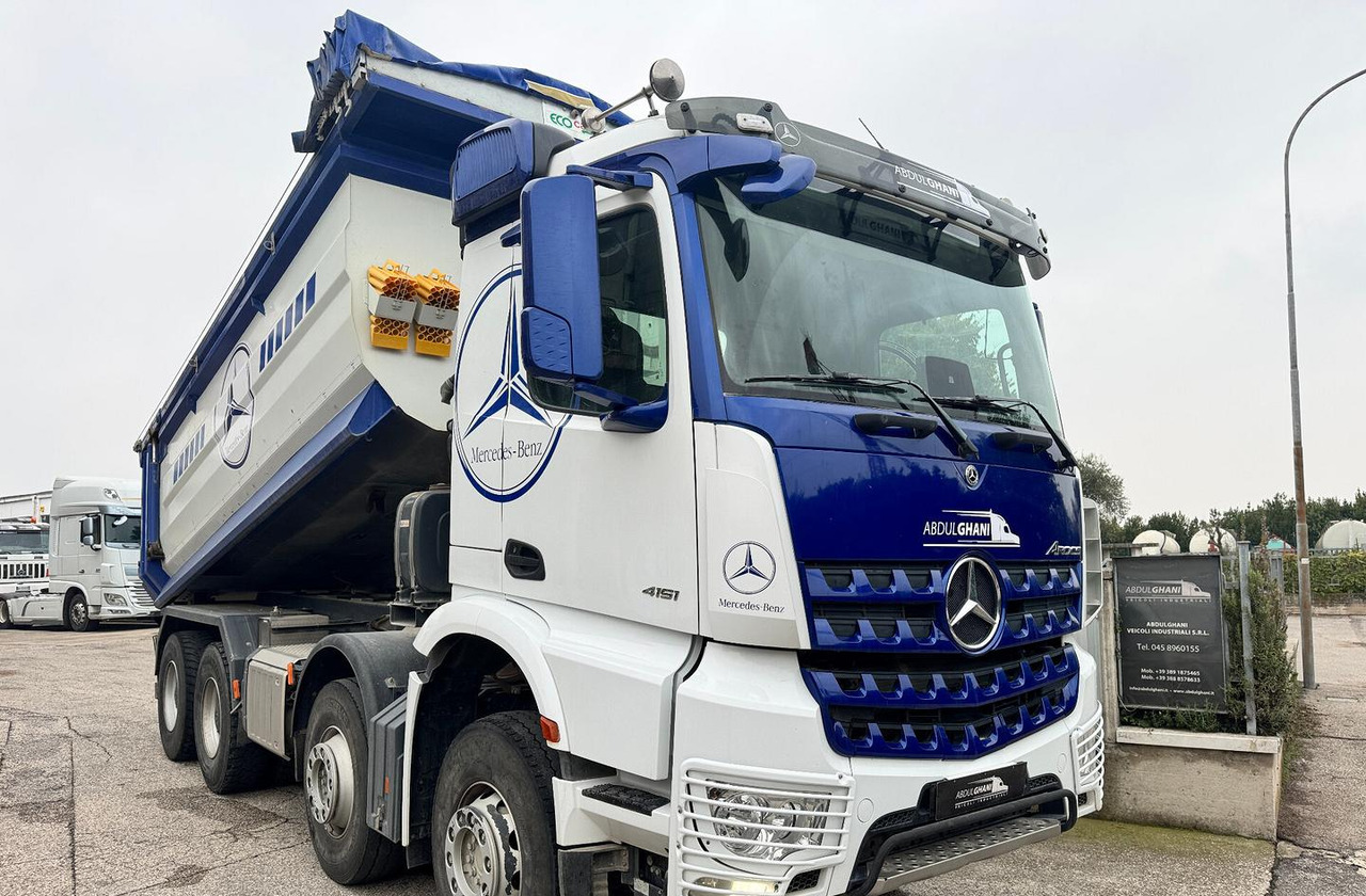 MERCEDES AROCS 4151 (8X4) RIB - Kravas automašīna pašizgāzējs: foto 1 MERCEDES AROCS 4151 (8X4) RIB - Kravas automašīna pašizgāzējs: foto 1