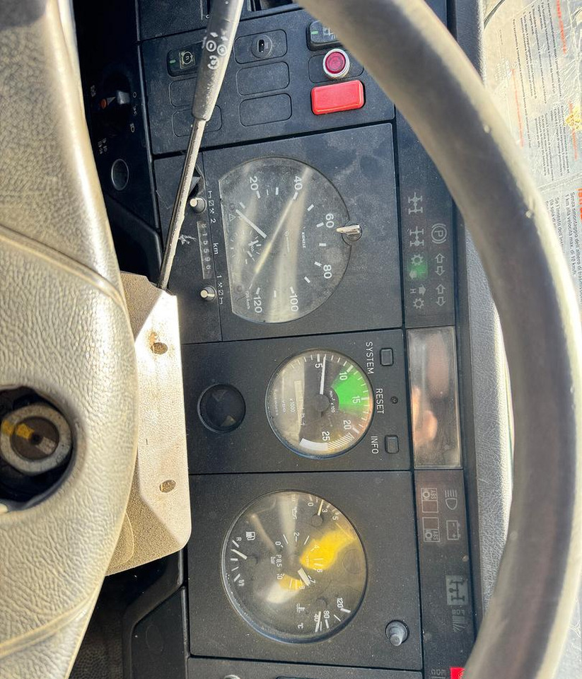 Mercedes Benz SK 2644 ( 6X4 ) V8 - Kravas automašīna pašizgāzējs: foto 5 Mercedes Benz SK 2644 ( 6X4 ) V8 - Kravas automašīna pašizgāzējs: foto 5