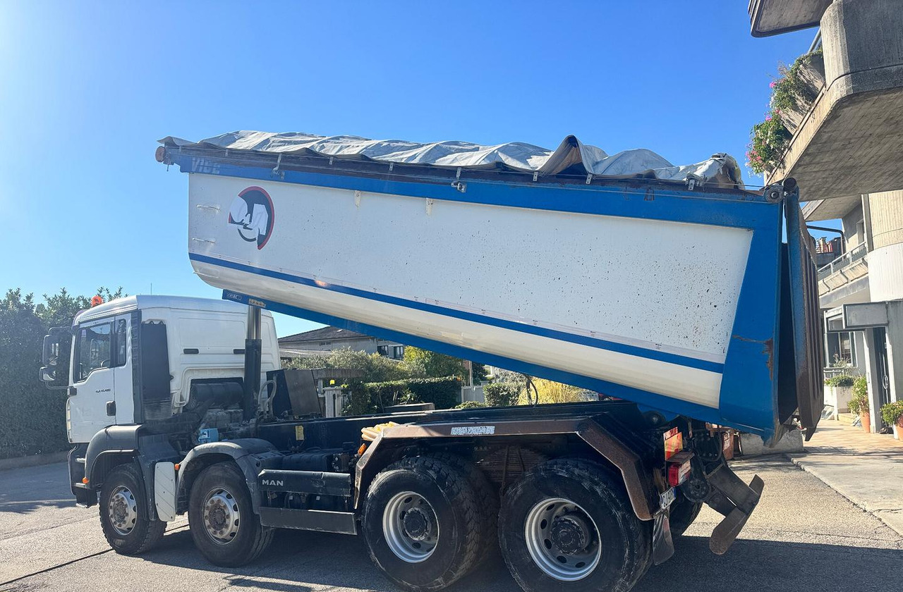 RIBALTABILE MAN TGA 41.480 (8X4) - Kravas automašīna pašizgāzējs: foto 4 RIBALTABILE MAN TGA 41.480 (8X4) - Kravas automašīna pašizgāzējs: foto 4