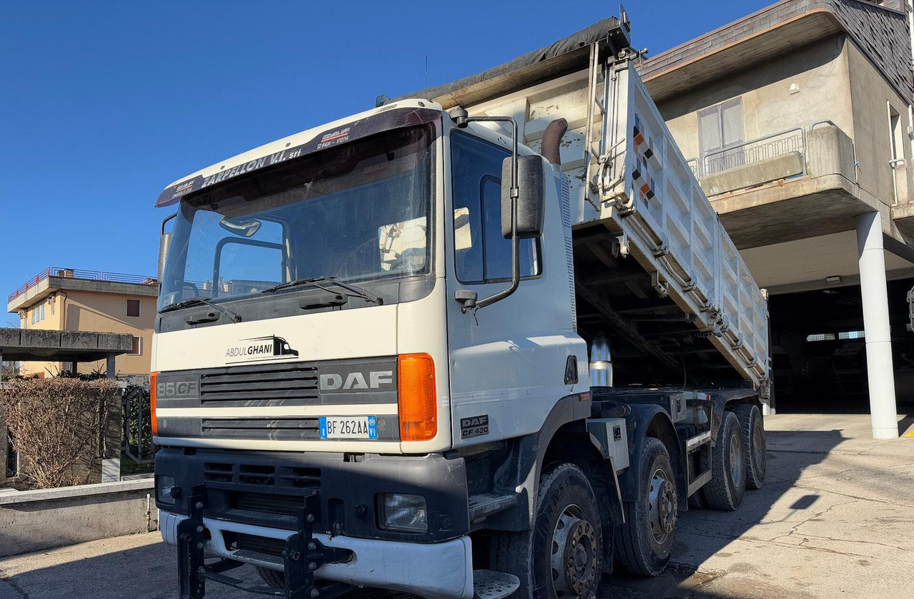 Ribaltabile DAF 85 CF 430 - anno 1999 - Kravas automašīna pašizgāzējs: foto 3 Ribaltabile DAF 85 CF 430 - anno 1999 - Kravas automašīna pašizgāzējs: foto 3