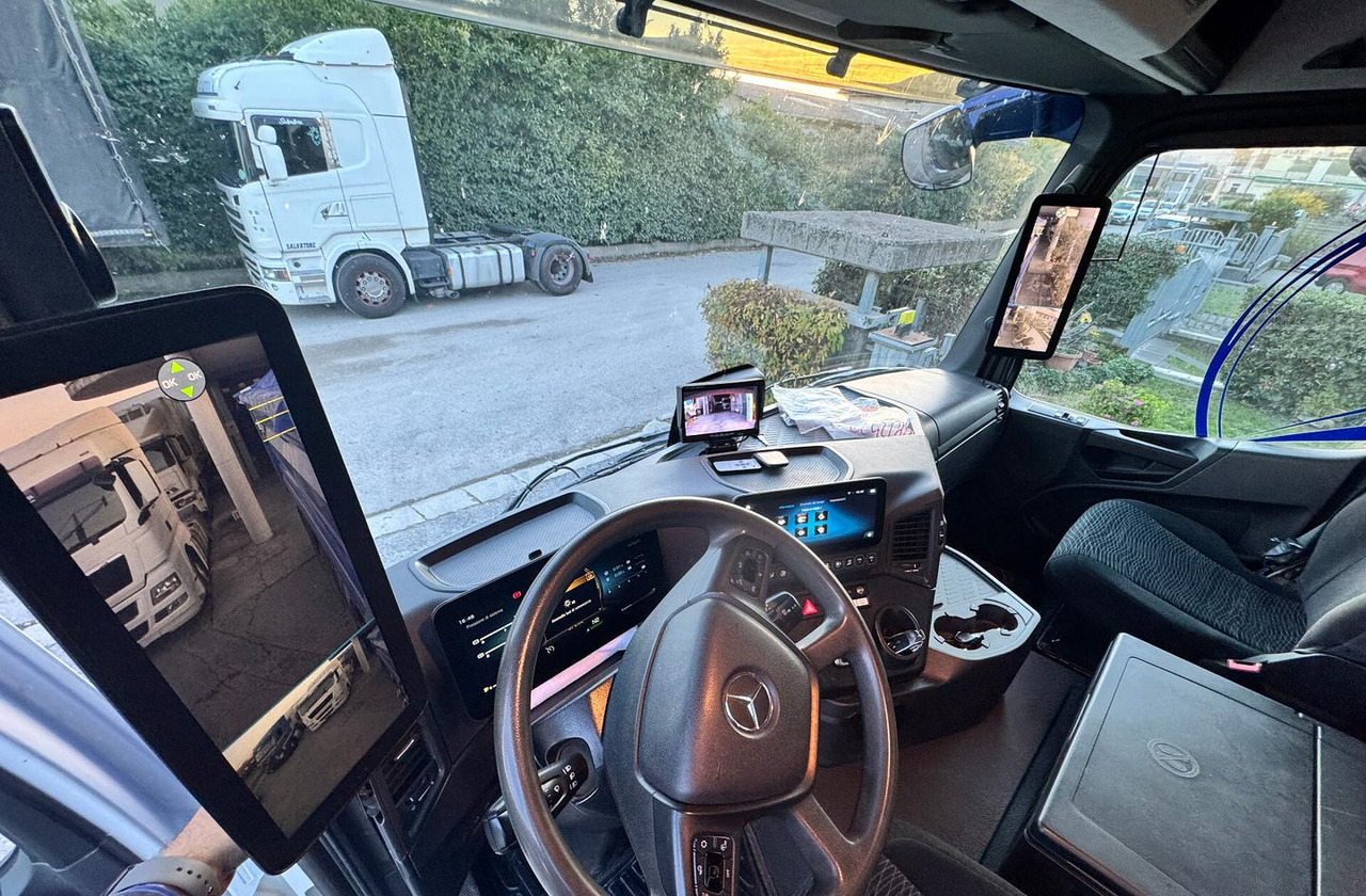 Ribaltabile Mercedes Benz Arocs 4148 līzingu Ribaltabile Mercedes Benz Arocs 4148: foto 6 Ribaltabile Mercedes Benz Arocs 4148 līzingu Ribaltabile Mercedes Benz Arocs 4148: foto 6