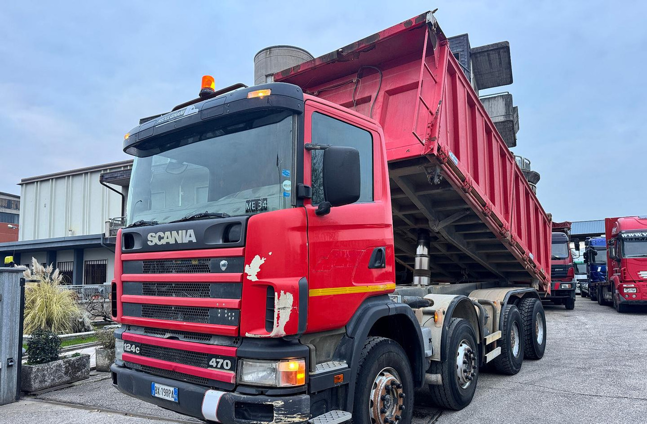 Scania R124/470 Ribaltabile 8X4 - Kravas automašīna pašizgāzējs: foto 3 Scania R124/470 Ribaltabile 8X4 - Kravas automašīna pašizgāzējs: foto 3