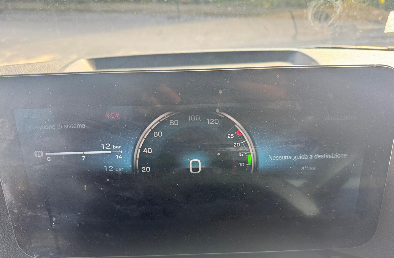 Mercedes Benz Actros 1848 - 2020 - Vilcējs: foto 4 Mercedes Benz Actros 1848 - 2020 - Vilcējs: foto 4